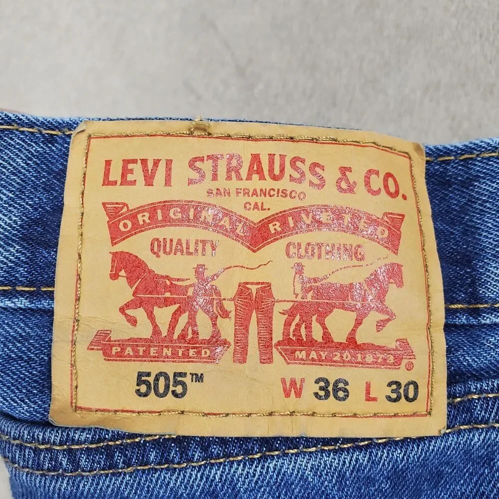 Levis 505 Jeans Mens 36x30 Blue Medium Wash Regular Straight Denim Pants Casual